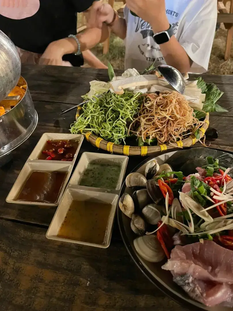 Review Quán Hay Ho Đồng Cỏ Lương Sơn – Nha Trang: Không Gian Đẹp Nhưng Dịch Vụ Chưa Hấp Dẫn – hình ảnh 2