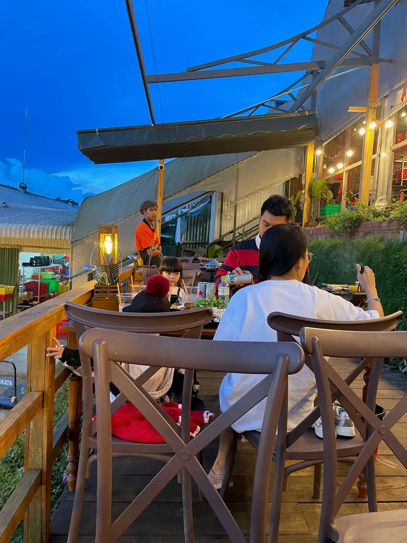 Tiem Ga Tuk Tuk Da Lat — Review (09/13/2025): Delicious Grilled Chicken, But Service Needs Improvement – photos 1