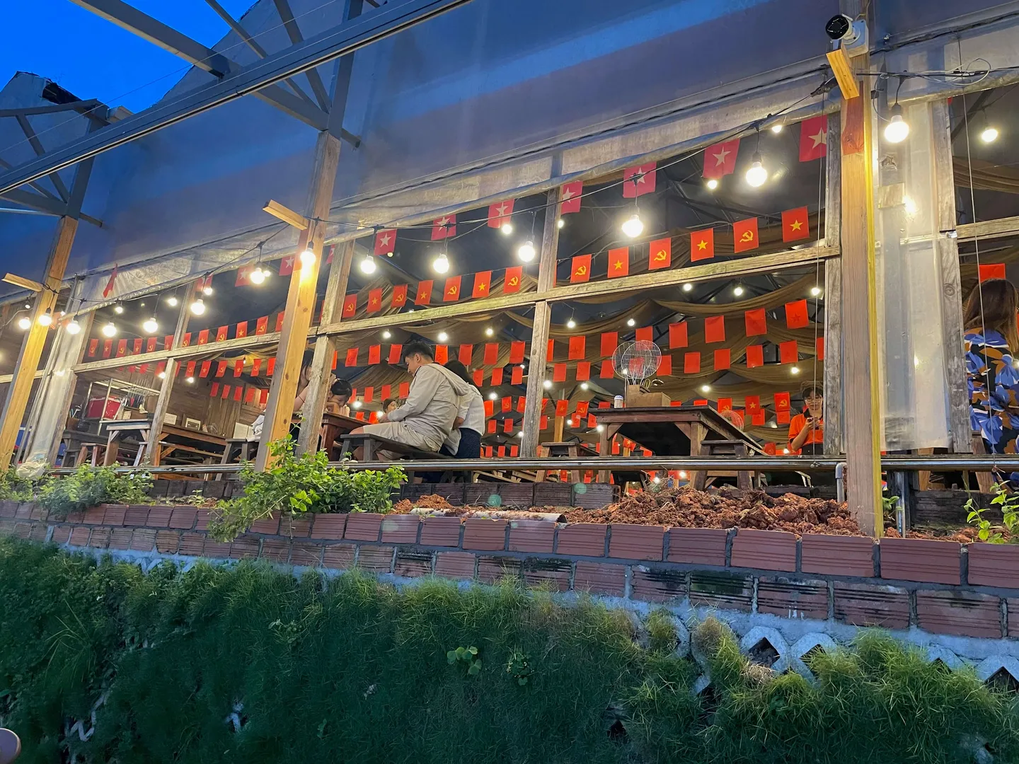 Tiem Ga Tuk Tuk Da Lat — Review (09/13/2025): Delicious Grilled Chicken, But Service Needs Improvement – photos 2