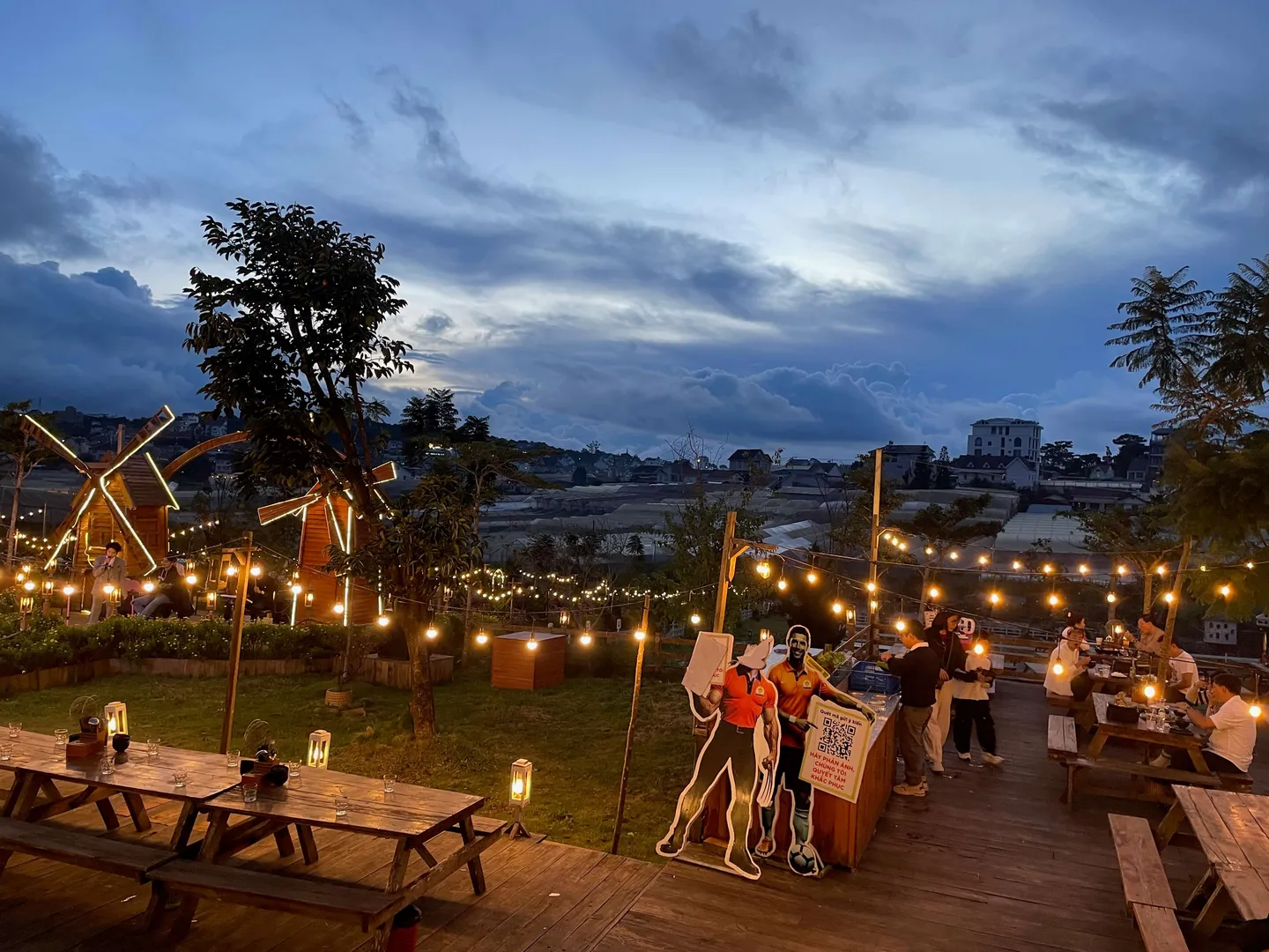 Tiem Ga Tuk Tuk Da Lat — Review (09/13/2025): Delicious Grilled Chicken, But Service Needs Improvement – photos 4